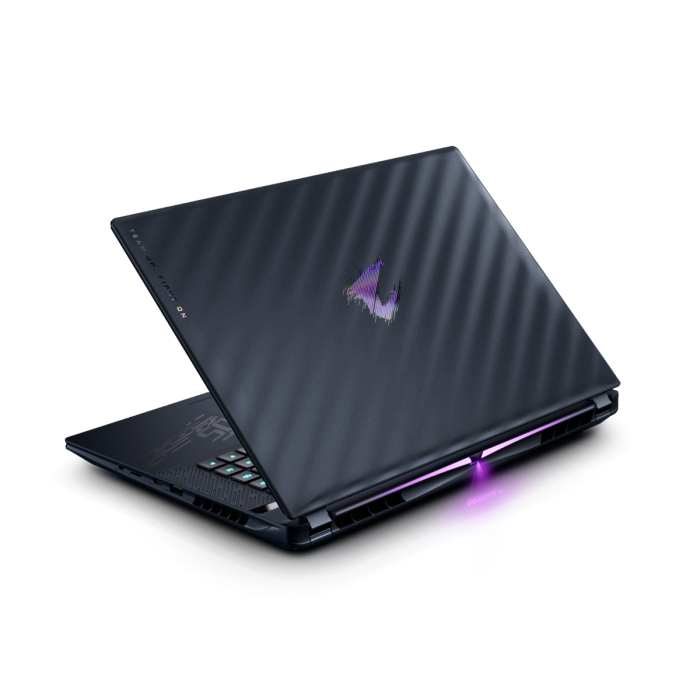 AORUS MASTER 16 OLED Ultra 9-275HX 5090 W11P BZHC6KZE64SP — 6