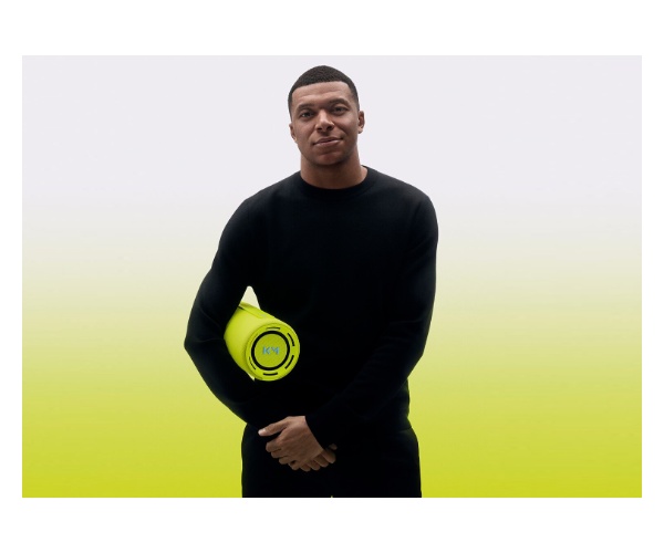 Portable Bluetooth speaker We. by Loewe We. HEAR pro — 2