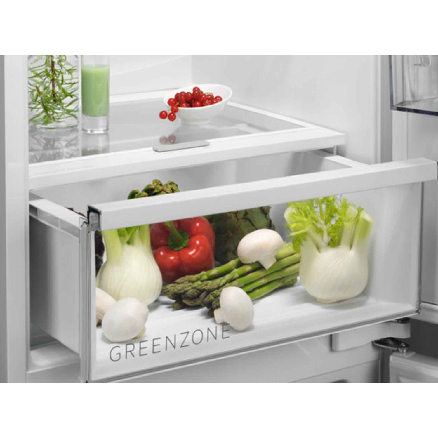 Built-in refrigerator AEG OSC7G18RES — 4