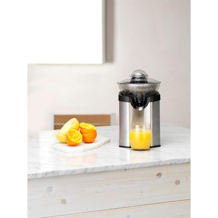 Cuisinart CCJ210E electric juicer — 2