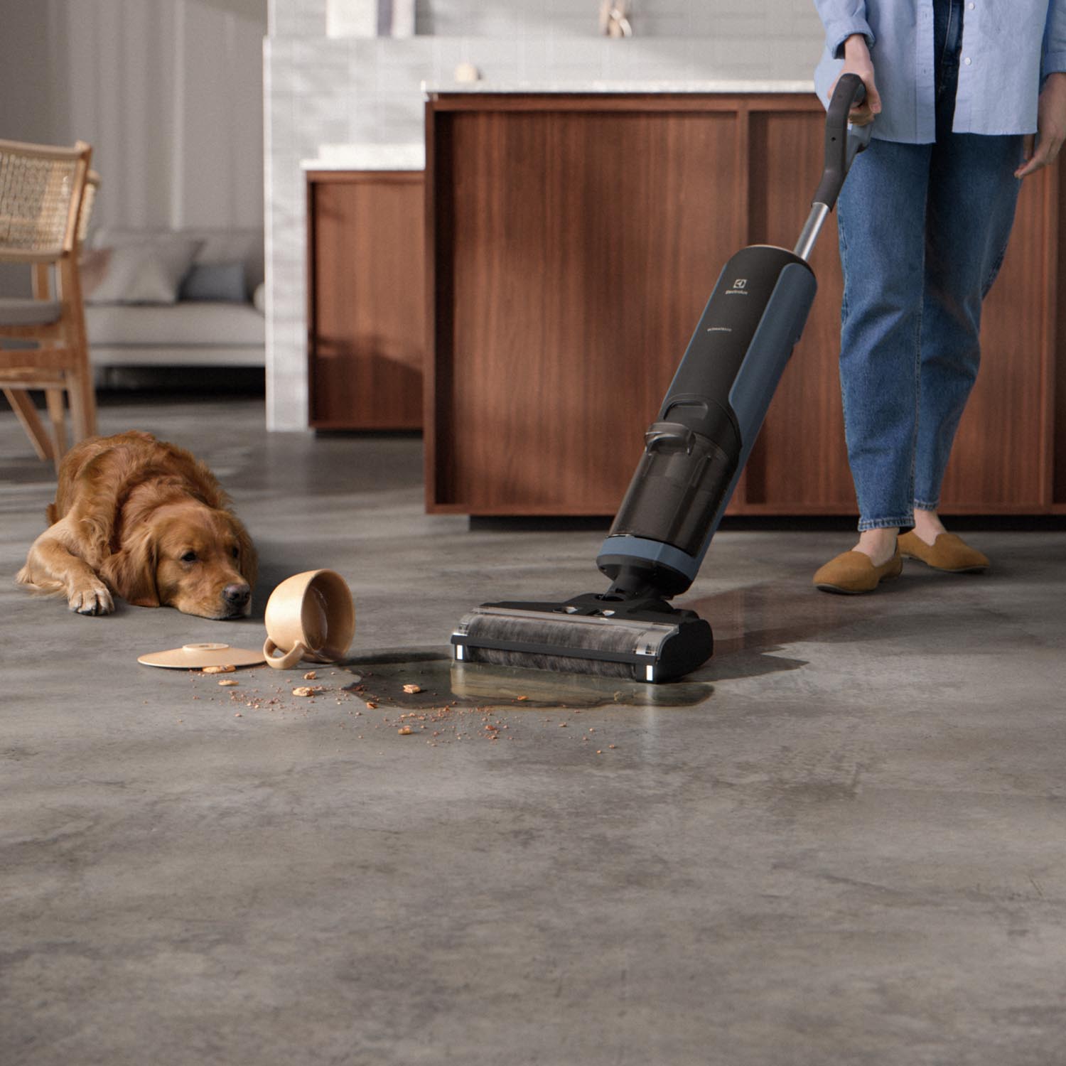 Cordless vacuum cleaner ELECTROLUX EW81U3DB — 2