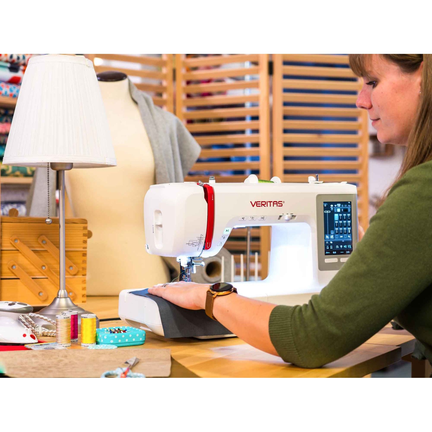 Sewing machine VERITAS 1355-BB-001 — 3