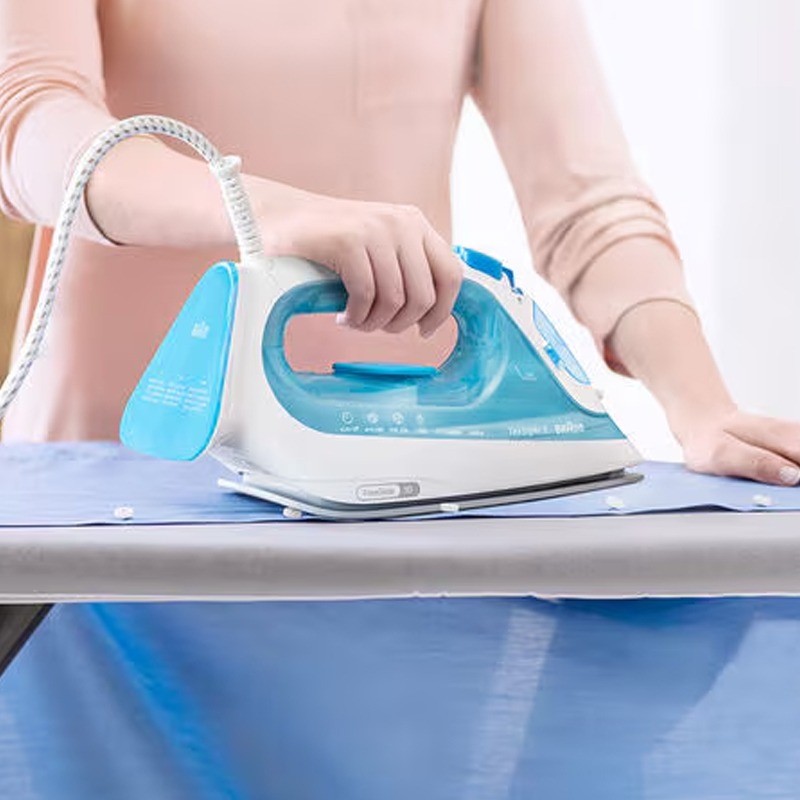 Iron Braun SI3053BL — 5