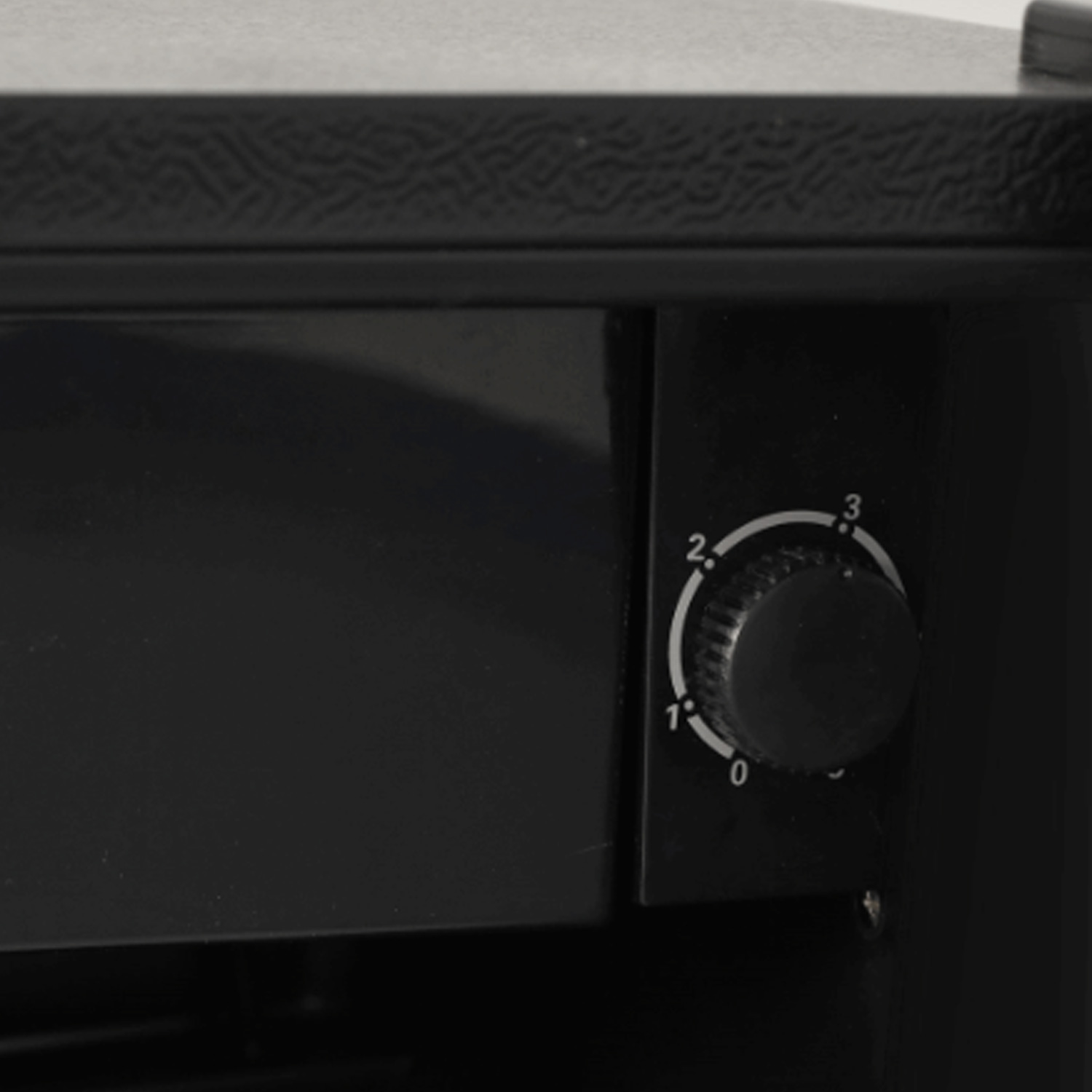 HTR62SC Showcase and Wine Refrigerator — 7