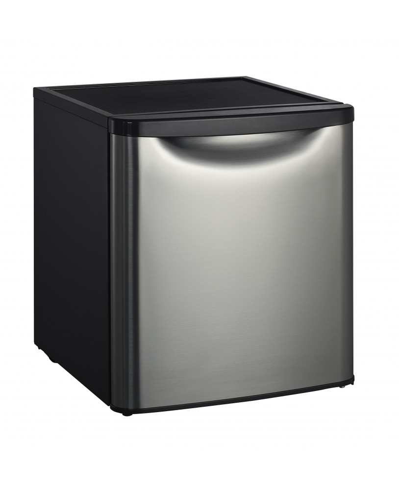 Refrigerator WILLMARK XR-50SS — 2