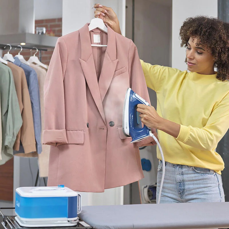 Ironing station Braun IS2565BL — 3
