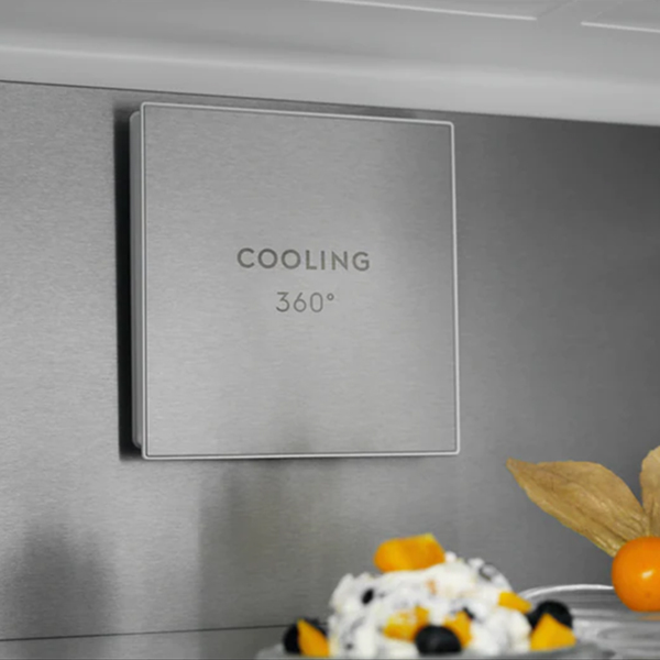Refrigerator ELECTROLUX RNT7ME34G1 — 3