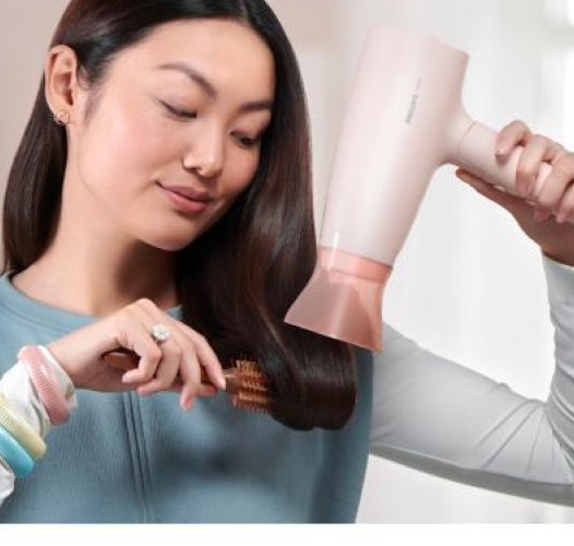 Hair dryer Philips — 8