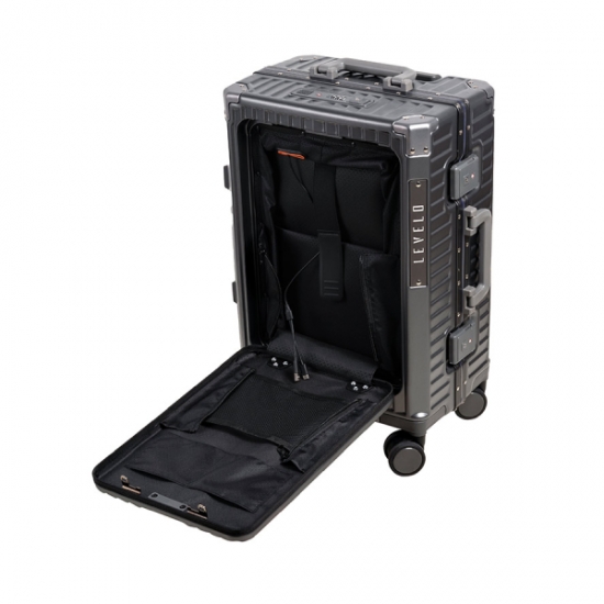 Levelo RoamRollers Travel Luggage — 2
