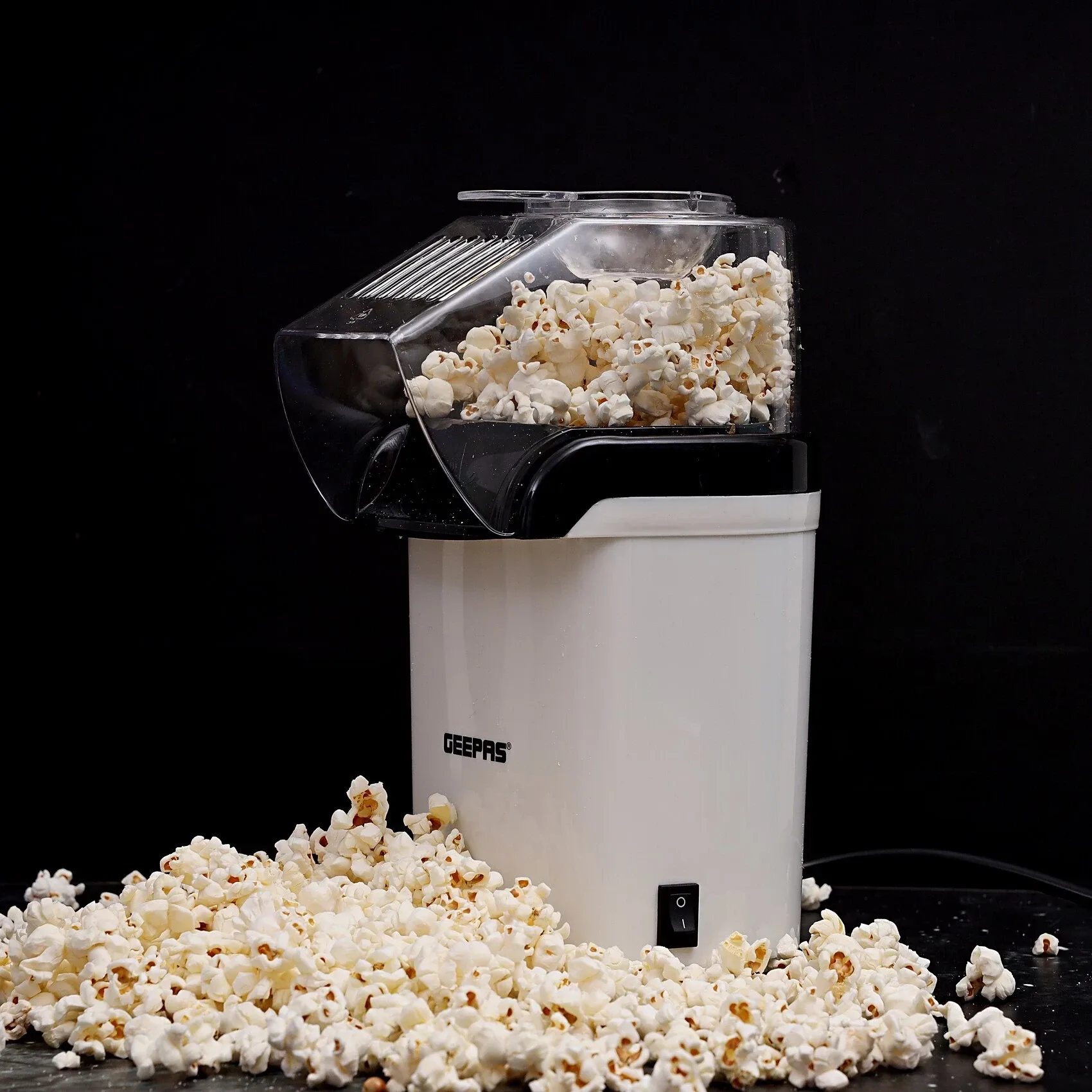 Popcorn maker GEEPAS GPM840 — 2