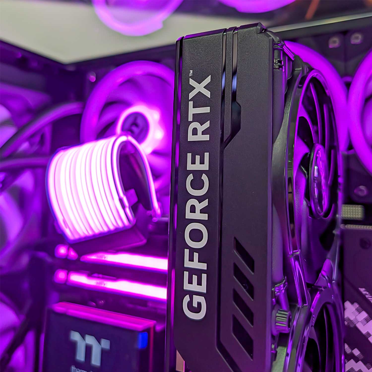 Desktop computer GBM Vega OmnyX Ultra 7-270K Plus RTX5070 — 3