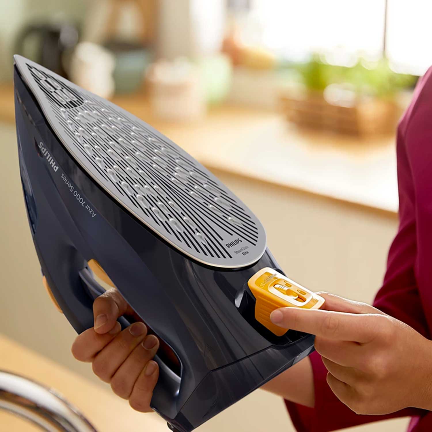 Iron Philips DST7060 20 Azur — 5