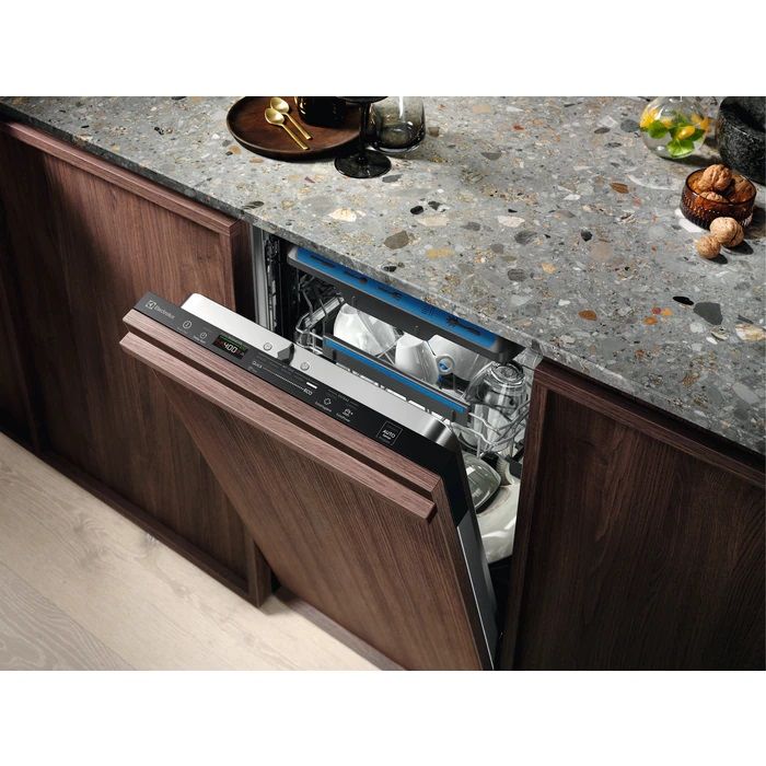 Dishwasher built in ELECTROLUX ETM43211L — 4