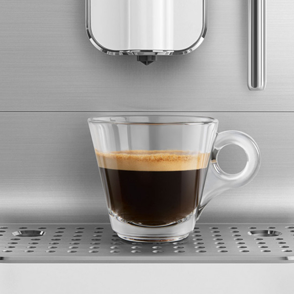 Coffee machine Smeg BCC12WHMEU — 4