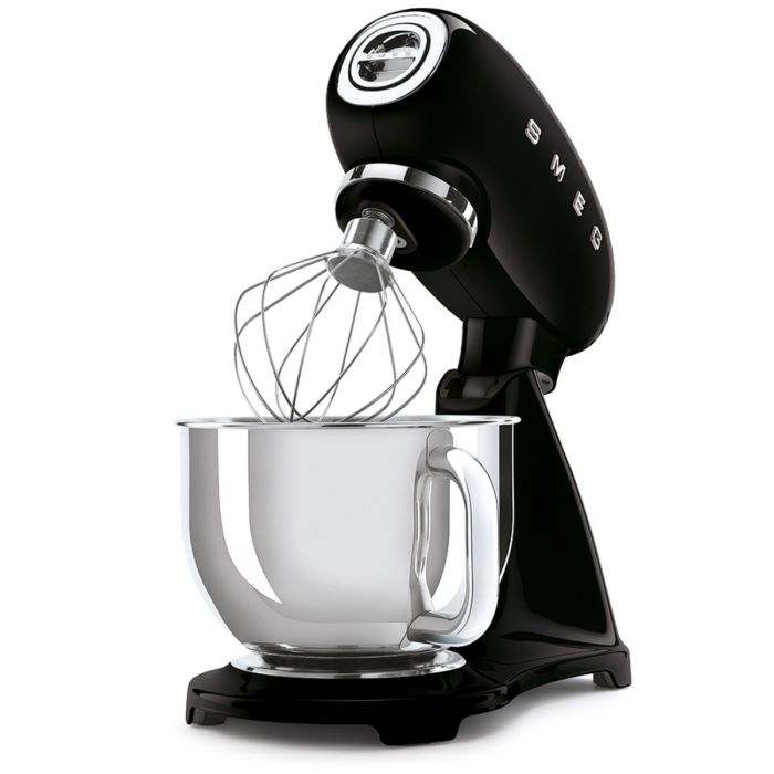 SMEG SMF03BLEU stand mixer — 9