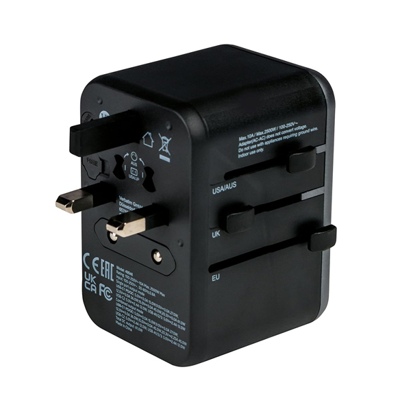 Universal adapter Verbatim UTA-04 Plug with USB-A to USB-C PD& QC USB-A to USB-C & 3 USB-A to USB-A ports — 3