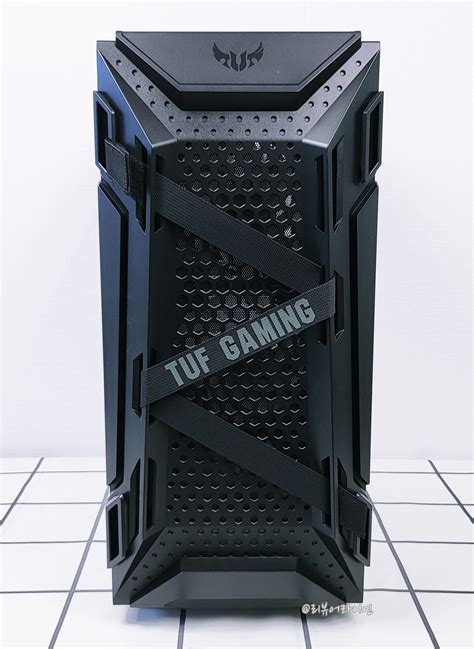TUF Gaming GT301 PC ATX Big Gaming Case — 3
