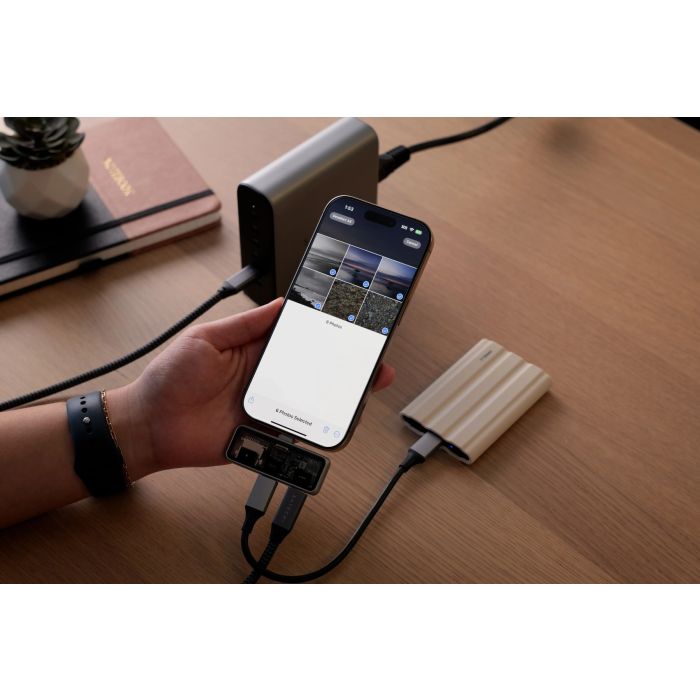 Satechi Mobile XR Hub With MicroSD ST-HXRSDM — 7
