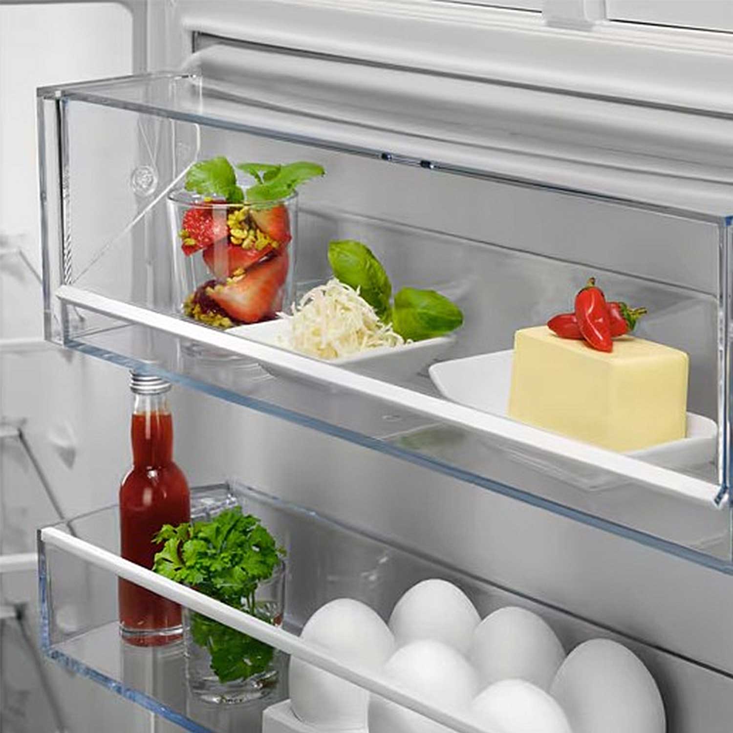 Built-in refrigerator AEG TSC7G181ES — 5