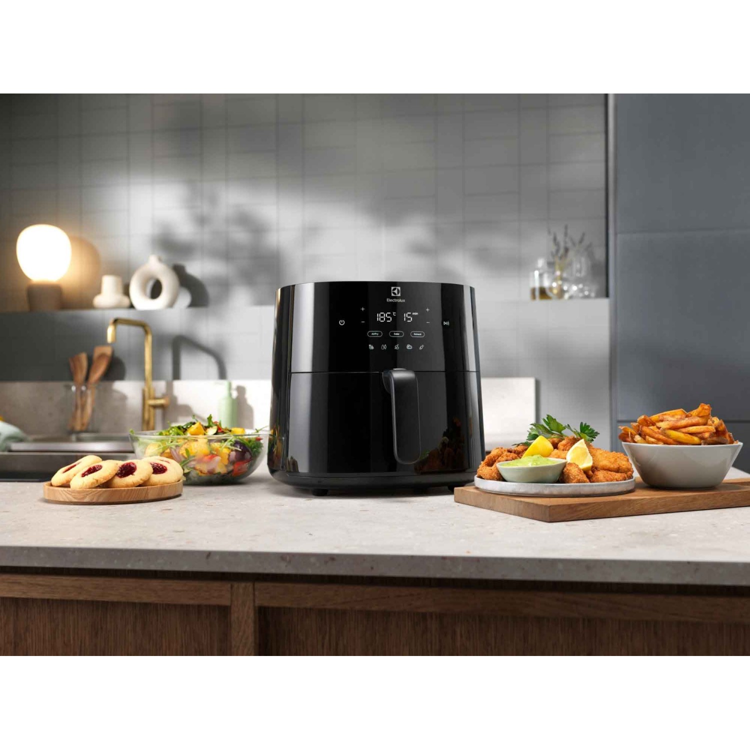 Air fryer ELECTROLUX EAF3B — 5