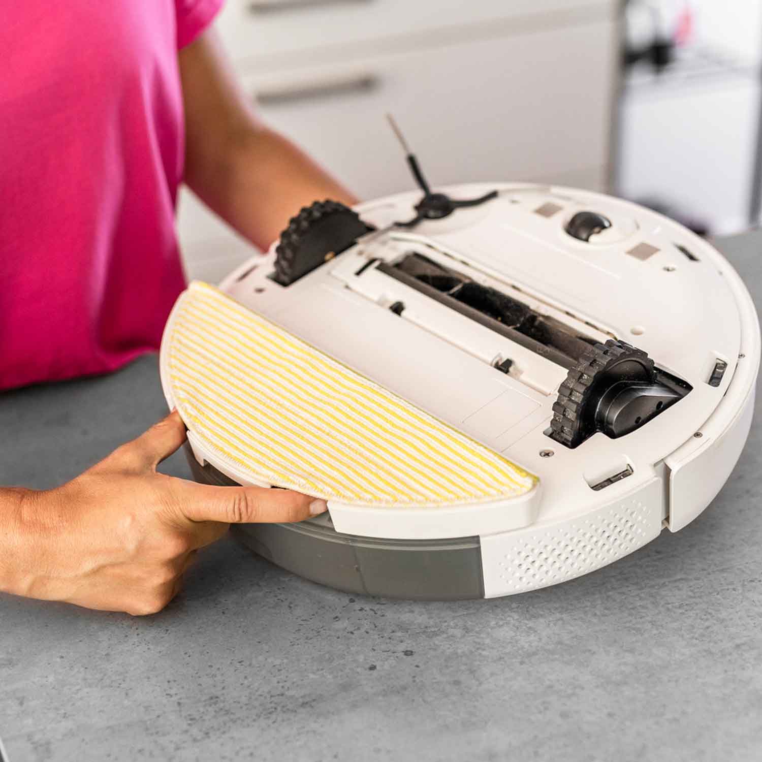 Robot vacuum cleaner KARCHER RCV 5 9.790-117.0 640 643 — 7