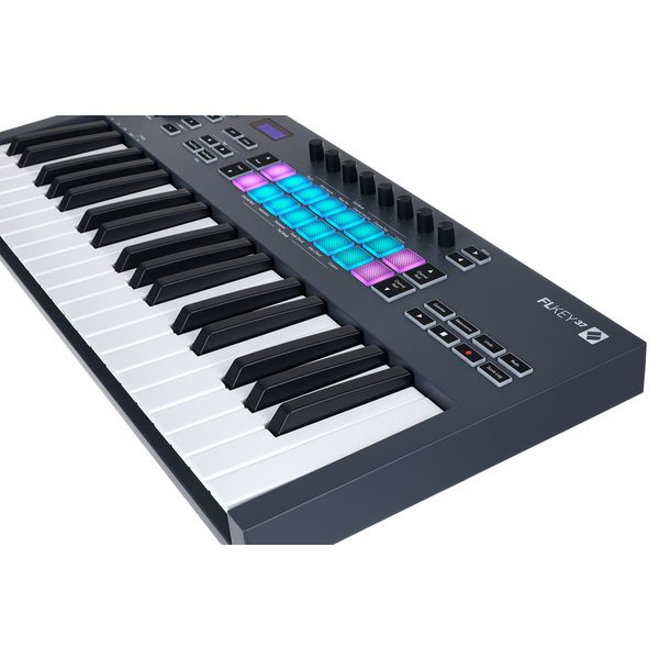 NOVATION FLKey 37 MIDI keyboard — 3