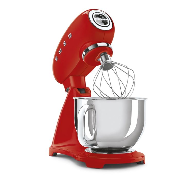 SMEG SMF03RDEU stand mixer — 3