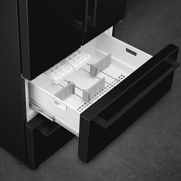 Refrigerator Smeg FQ55FNDF — 3