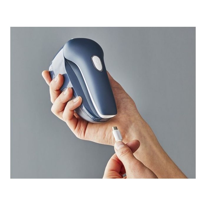 JB7002E0 LINT REMOVER — 5