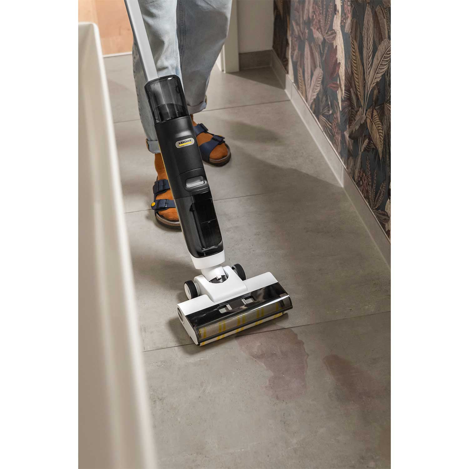 Cordless vacuum cleaner Kärcher FCV 3 *EU 1.056-122.0 — 11