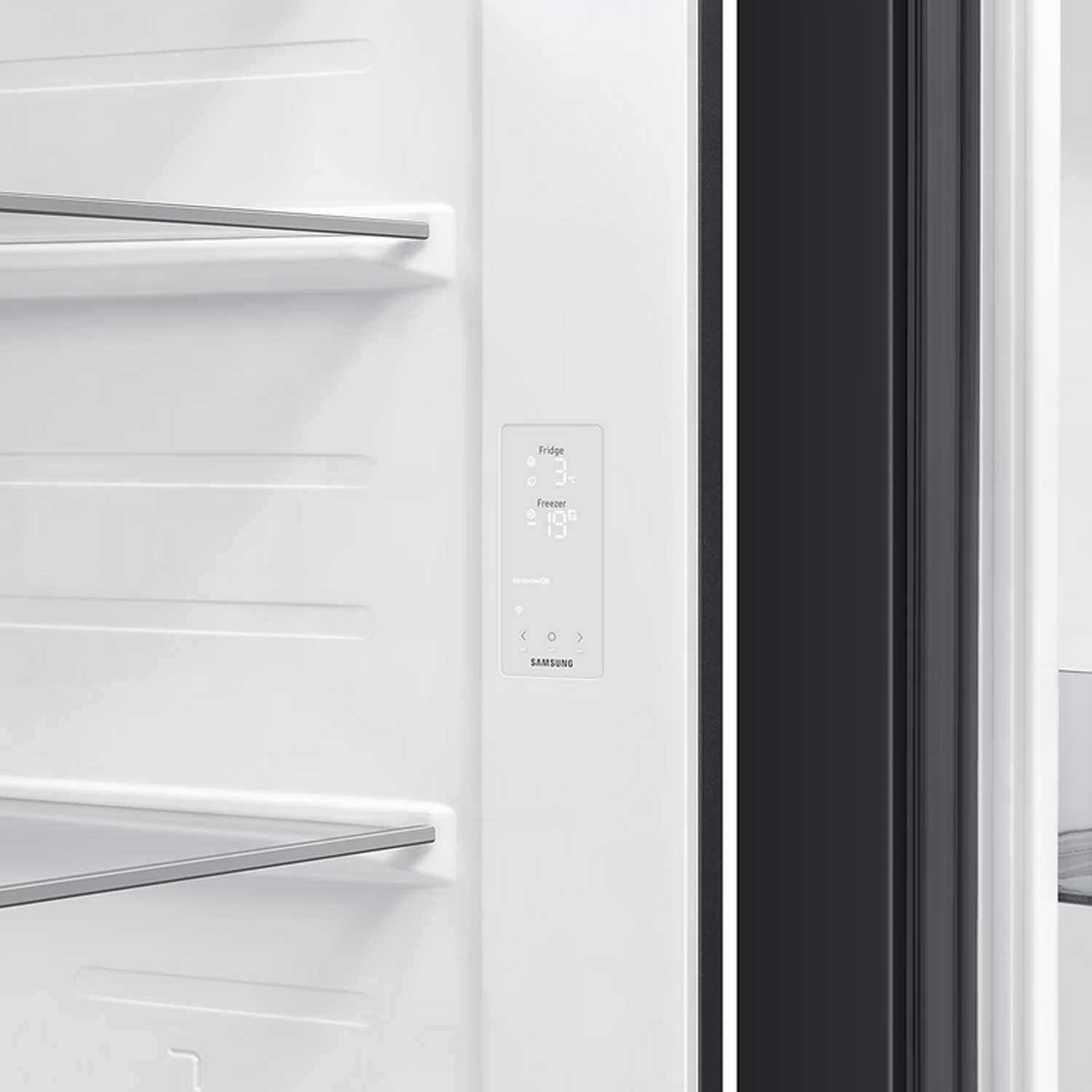 Refrigerator Samsung RS80F65M1BWR — 8