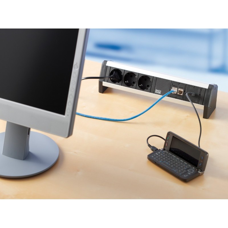 Bachmann DESK 1 1x Custom module 3x Power socket 902.000 — 3