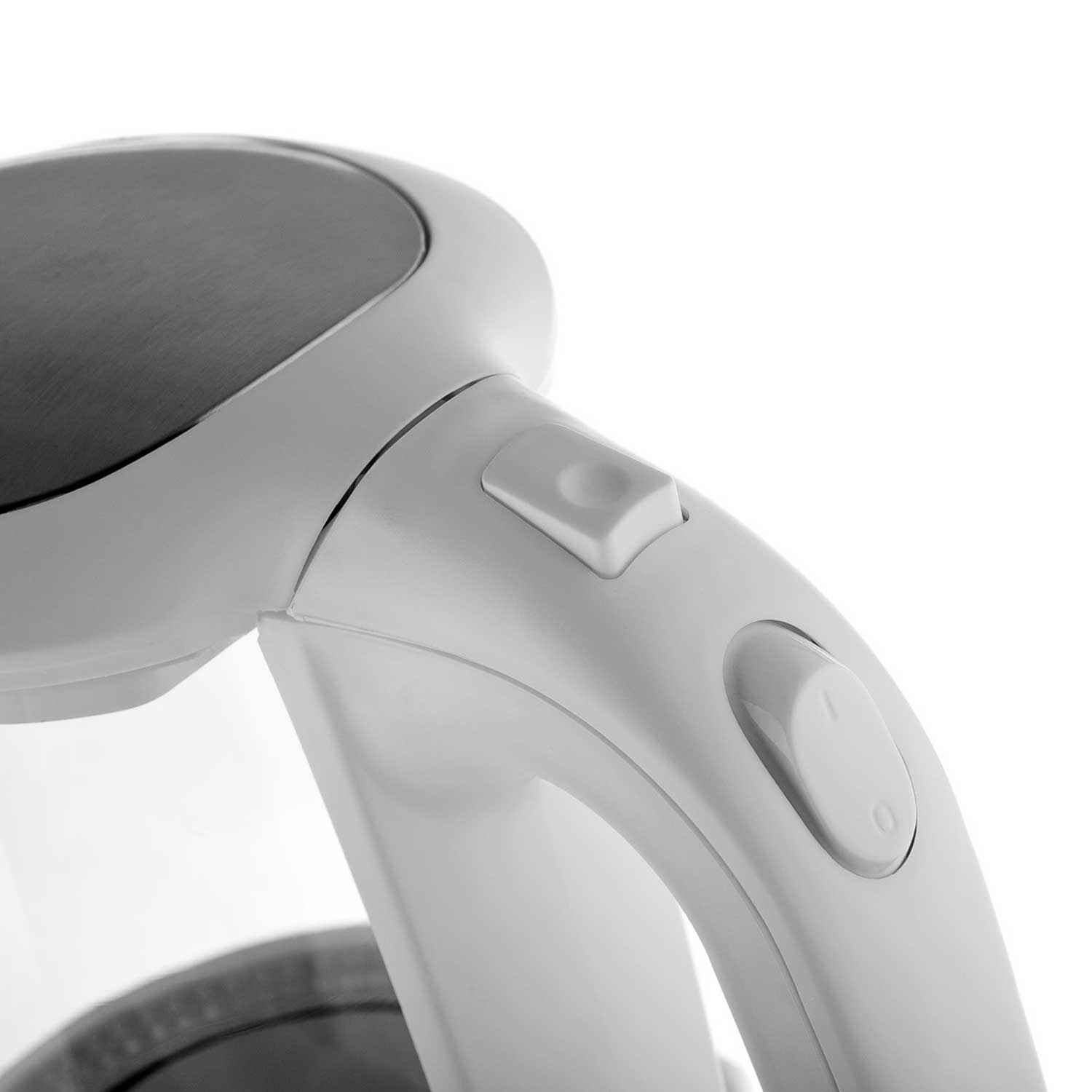 Electric kettle BR1040WH — 5