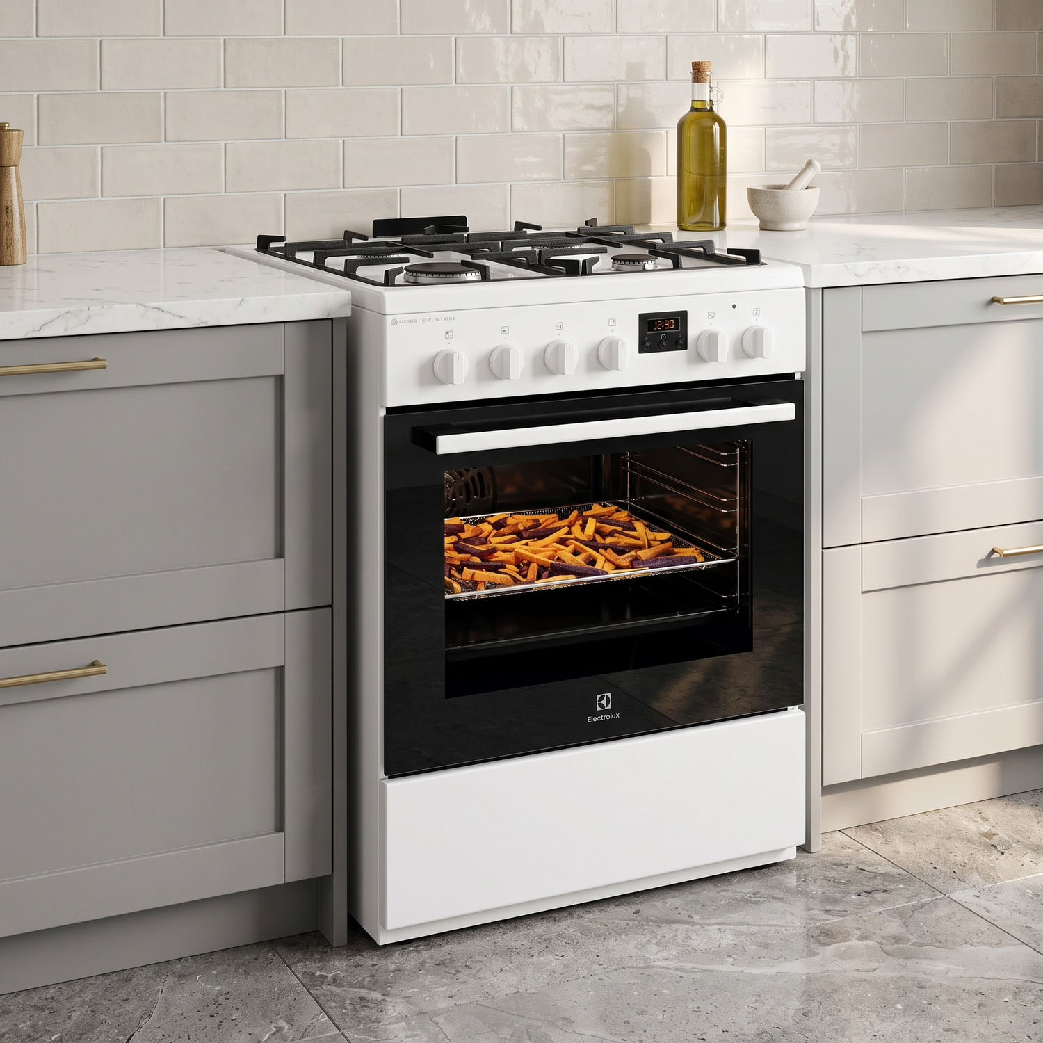 Electrolux LKK660220W combined gas oven — 5