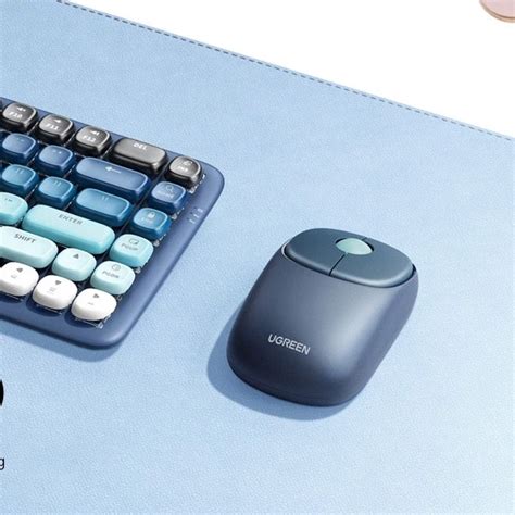 UGREEN Rechargeable Dual Mode Wireless Mouse Bluetooth 5.0 3.0 & High-Precision Light 4000 DPI Multi-Device Compatibility 90538 — 5