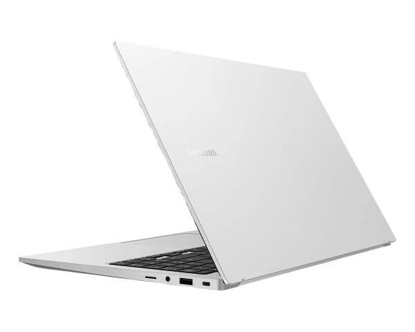 Laptop Samsung Galaxy Book 4 — 8