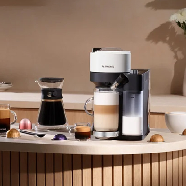 Capsule coffee maker Delonghi Vertuo Lattissima Nespresso ENV 300.W — 5