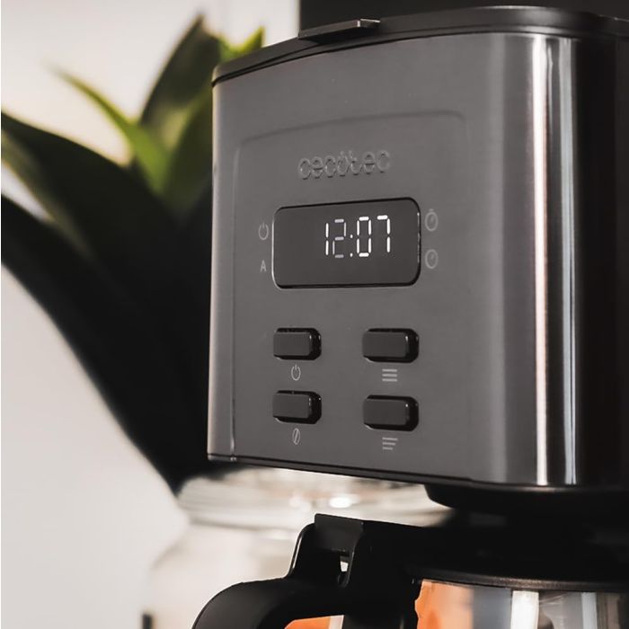 Cecotec 01722 Digital drip-coffee machine for 12 cups — 3