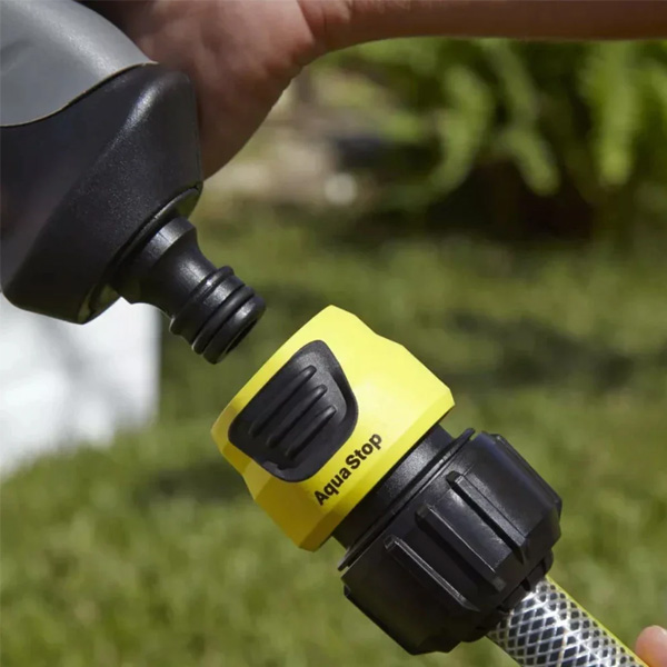 Universal hose coupling plus with aqua stop Karcher — 4