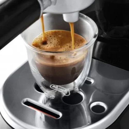 Semi-automatic coffee machine De'Longhi EC685.BK — 8