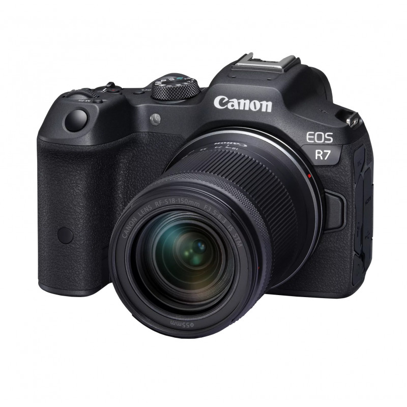 EOS R7 RF-S 18-150 IS STM