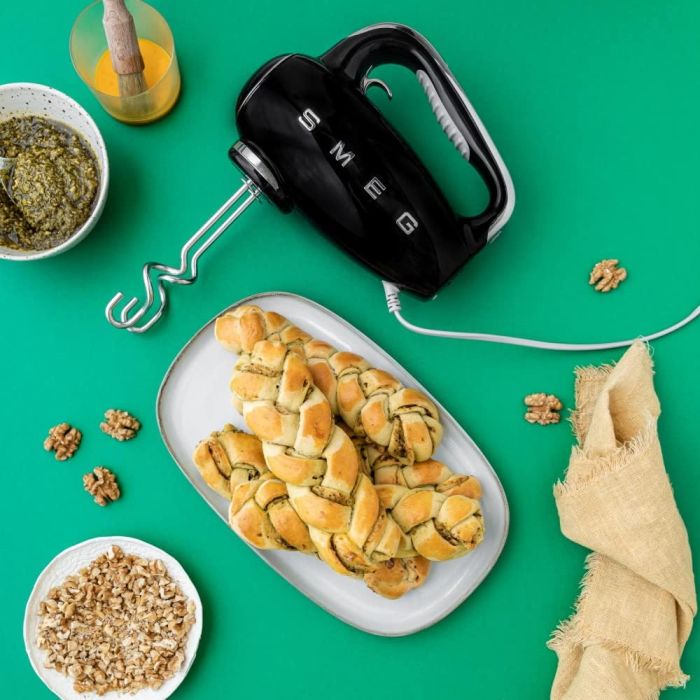 SMEG HMF01BLEU Hand mixer — 5