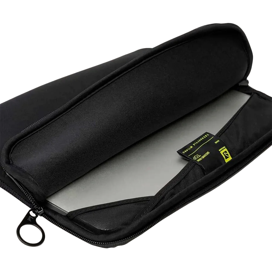 TUCANO Sleeve Top Sleeve for MacBook Pro 15 — 3