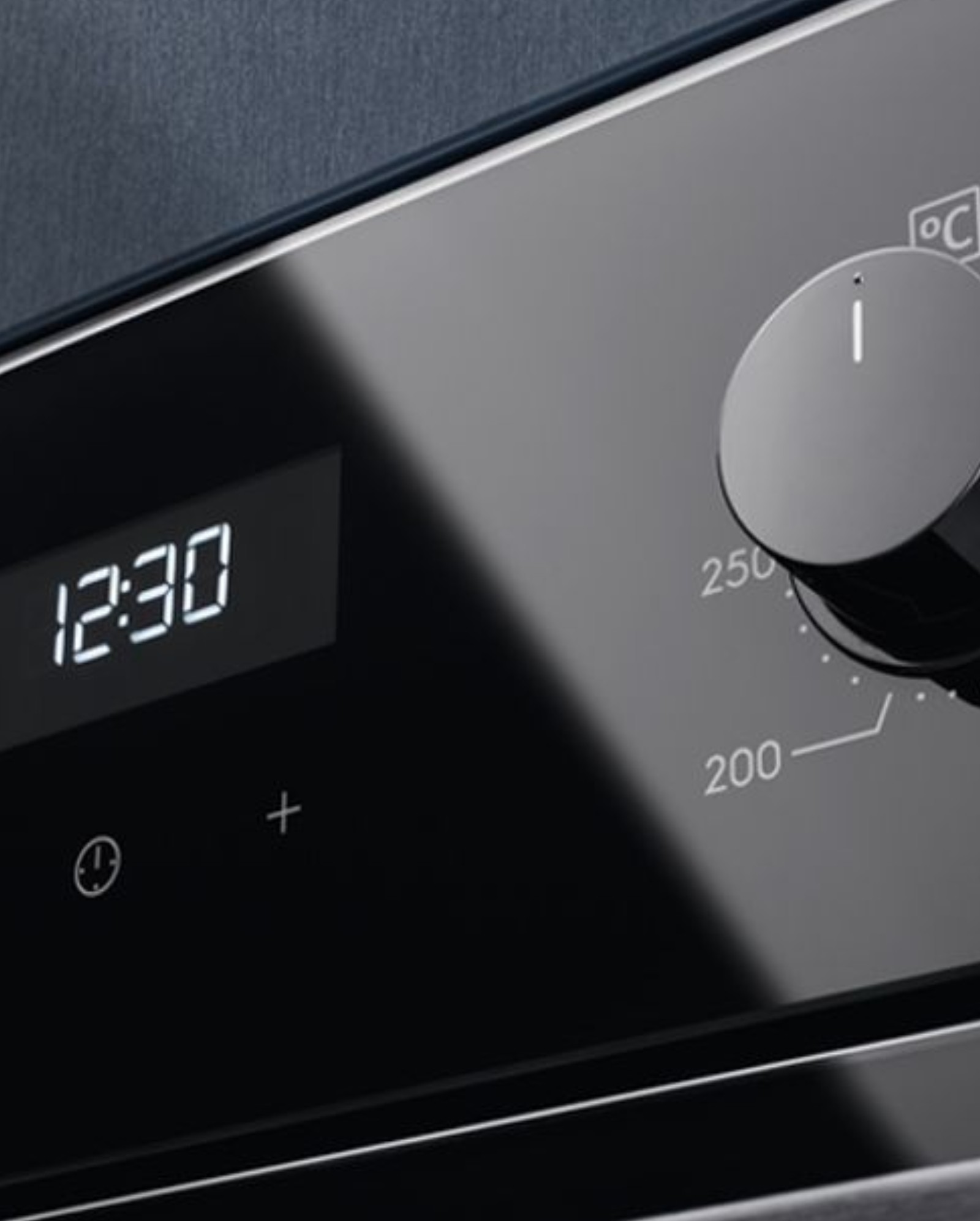 Встраиваемая духовка Electrolux KODEF70BZ — 3
