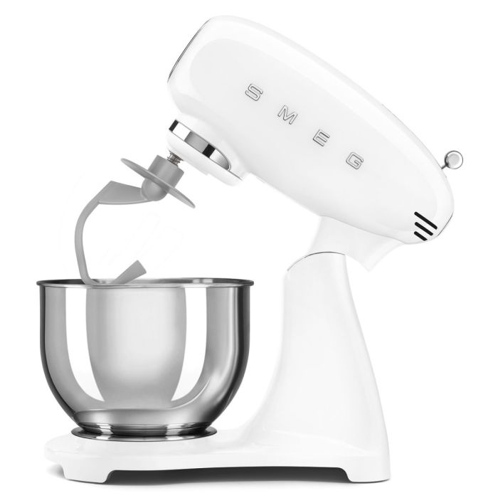 SMEG SMF03WHEU stand mixer — 2