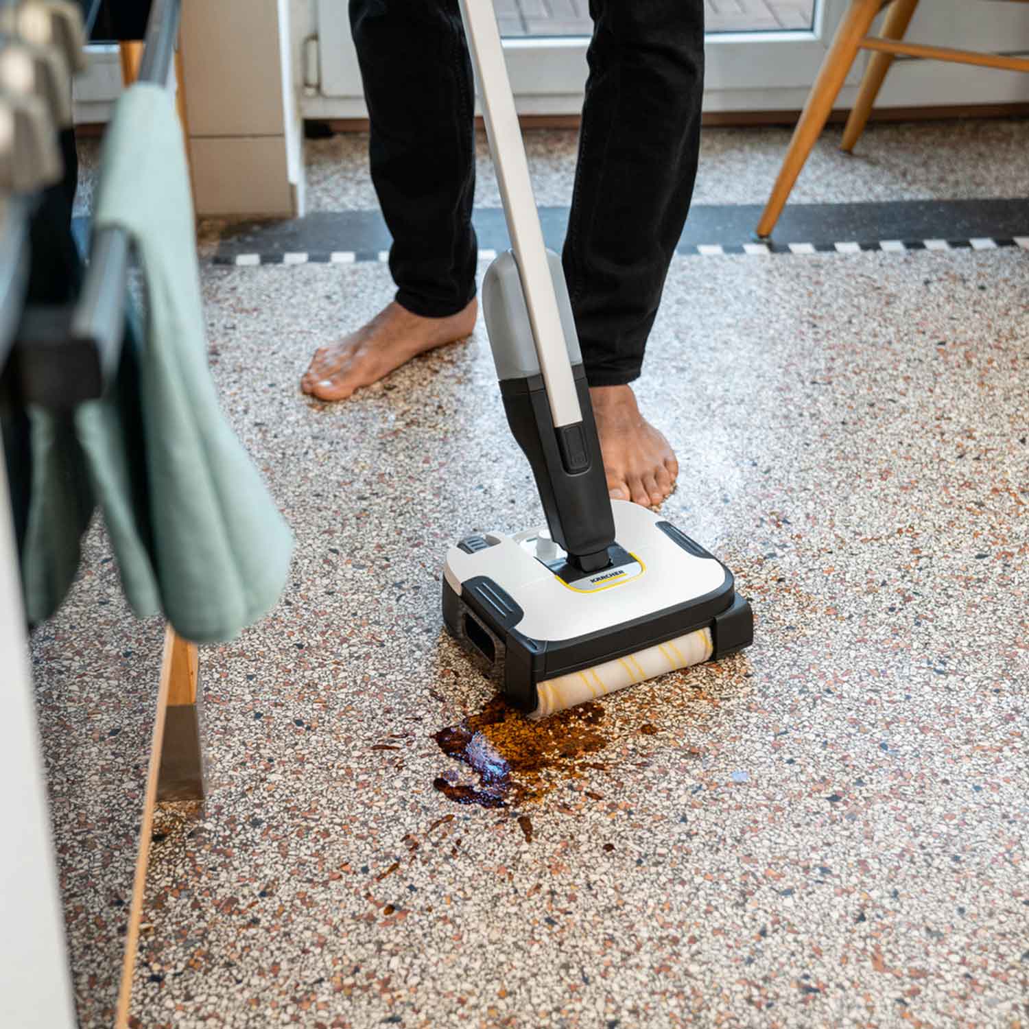 Cordless vacuum cleaner Kärcher FC 2-4 EU 1.056-200.0 — 4