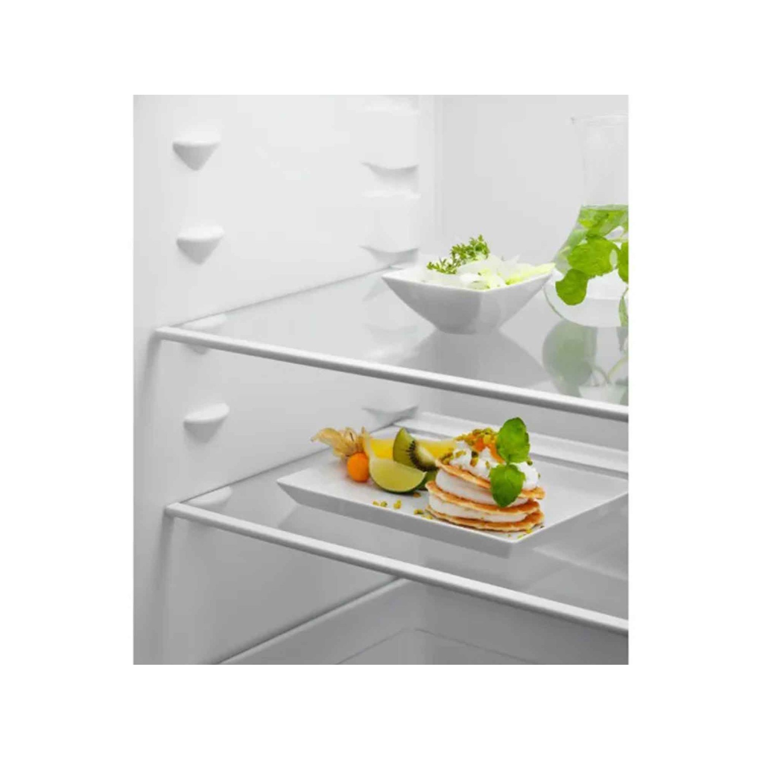 Built-in refrigerator ELECTROLUX RNT6NE18S — 5