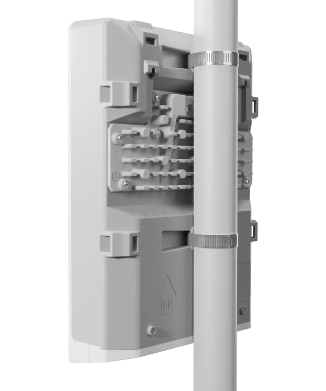 Коммутатор MIKROTIK CRS318-16P-2S+OUT — 4