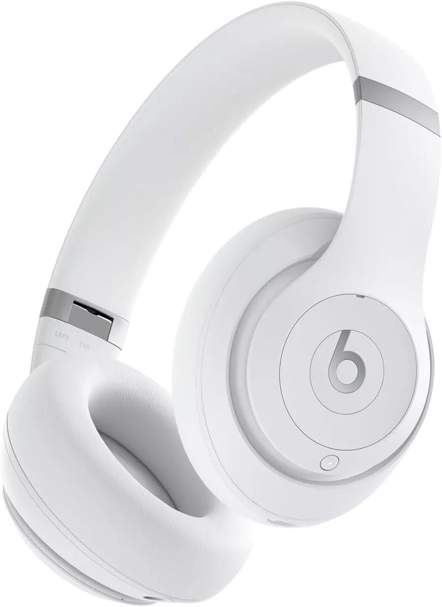 Beats Studio Pro — 4