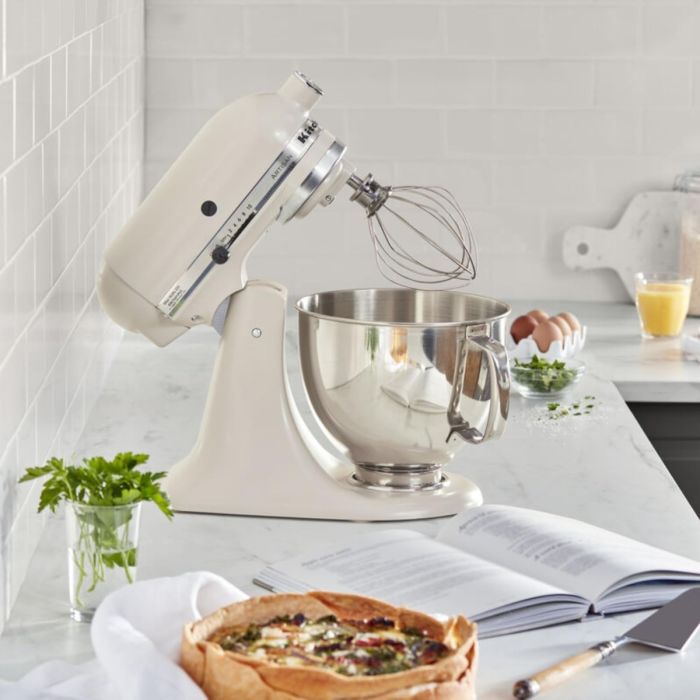 KitchenAid 5KSM125EAC Artisan stand mixer — 5